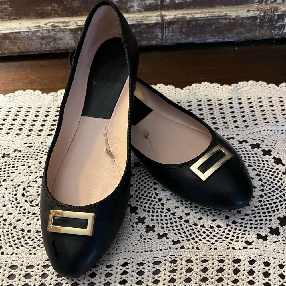 Zara Trafaluc Flats Size 9.5 Color Black Size 40
